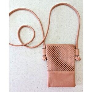 Steve Madden Rose Pink Mesh Cross Body Phone Case Purse